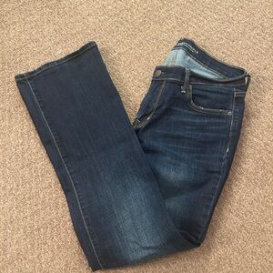 Curvy Dark Wash Old Navy Jeans Size 10